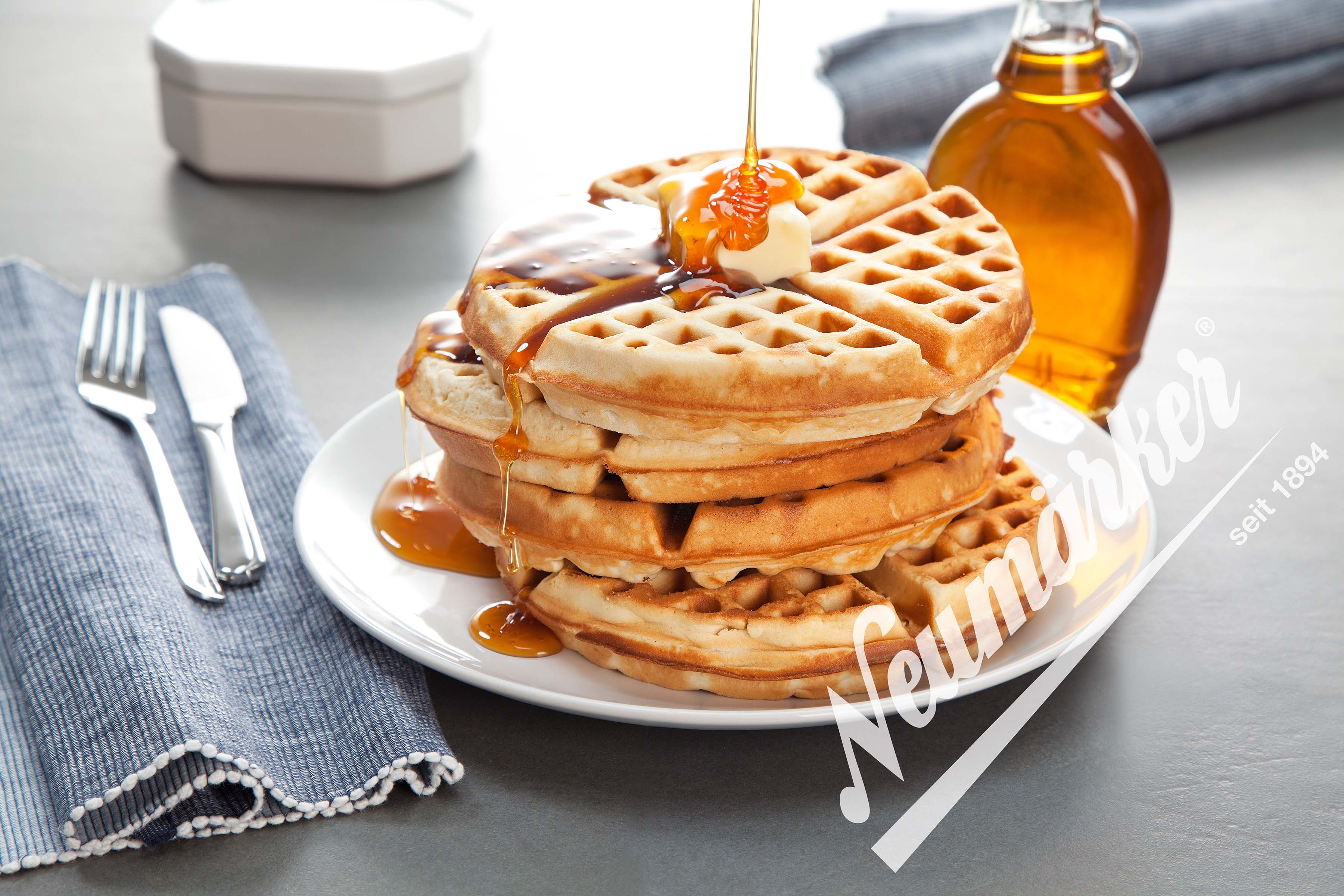 Neumärker Waffeleisen Thermocook® inkl. Americano Waffel Wechselplatten